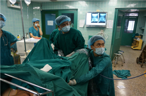PHẪU THUẬT NỘI SOI THẬN QUA DA
