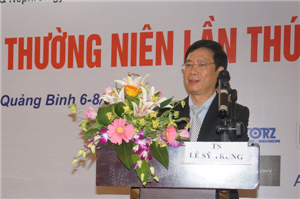 NỘI SOI THẬN QUA DA ĐIỀU TRỊ SỎI SAN HÔ