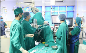 Nội soi niệu quản mềm: Bước tiến mới trong điều trị bệnh tiết niệu