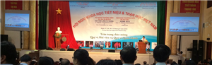 Bác sĩ Lê Sĩ Trung tham luận tại Đại hội Tiết niệu thận học Việt Nam lần thứ IV. VUNA.