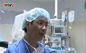 Nội soi tán sỏi niệu quản ngược dòng bằng laser 